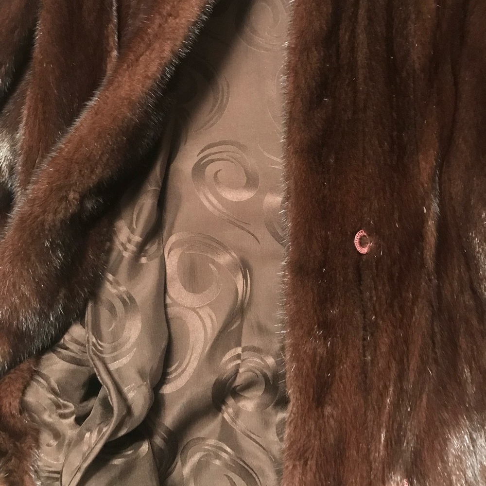 Mahogany Full length fur Coat - Picture 5 of 5